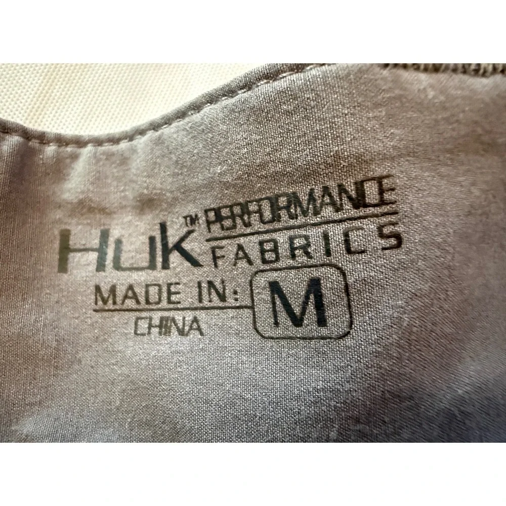 Huk Performance Fishing Shorts Mens Size Medium Gray Sun Protection Cargo